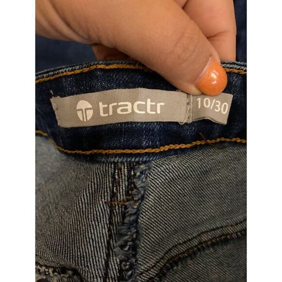 Tractr Women's Dark Wash Bootcut frayed hem high rise Jeans Size 10/30 - Picture 5 of 9